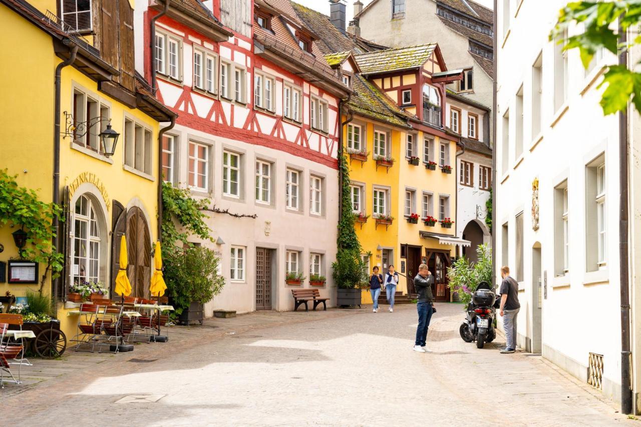 Gaestehaus Am Schlossplatz, Z. 5 Meersburg Exterior photo
